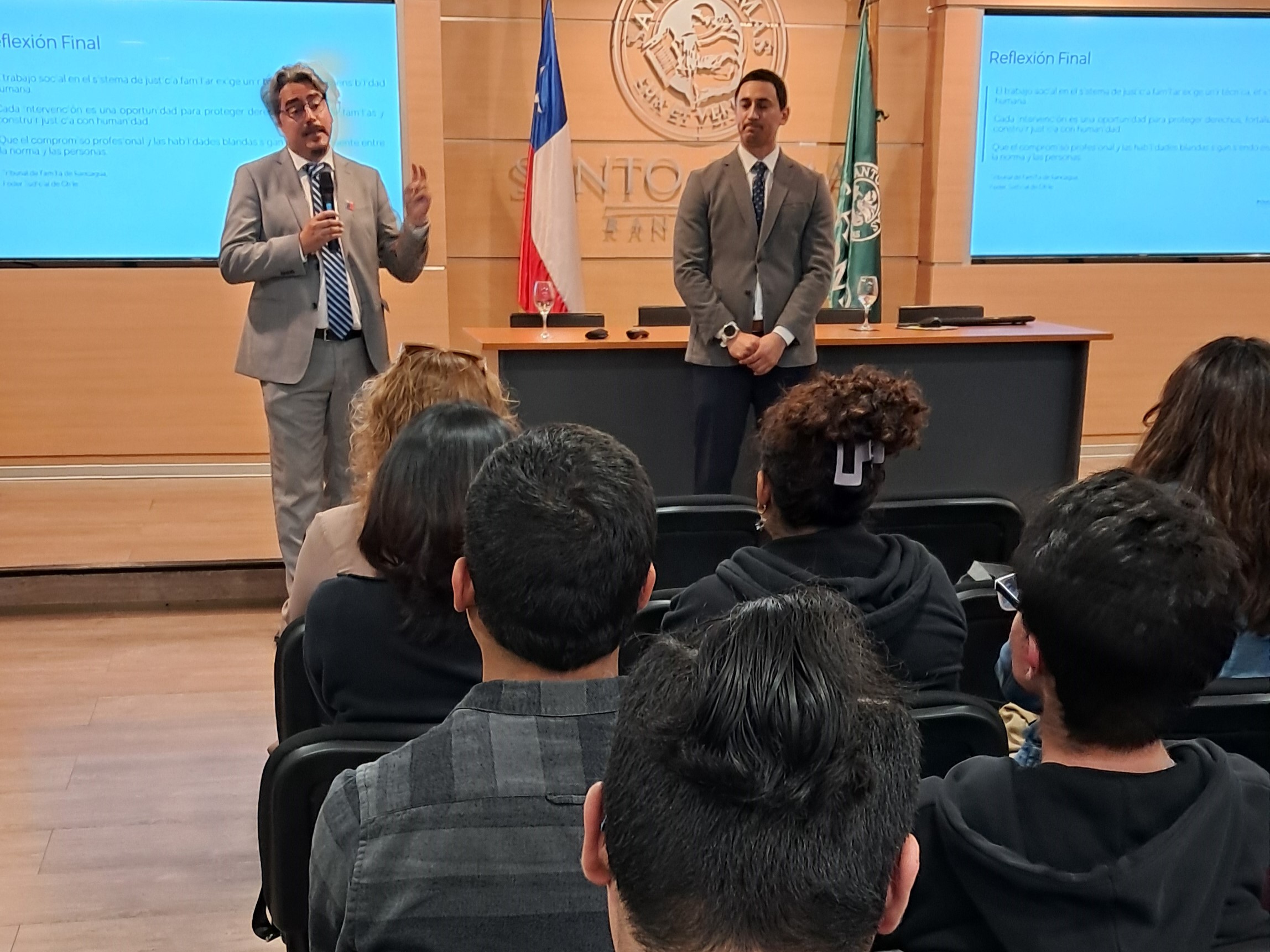 Autoridades de Justicia se reúnen para conmemorar el día del Asistente Social