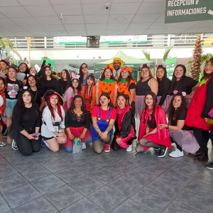 Halloween solidario convocó a estudiantes de Educación