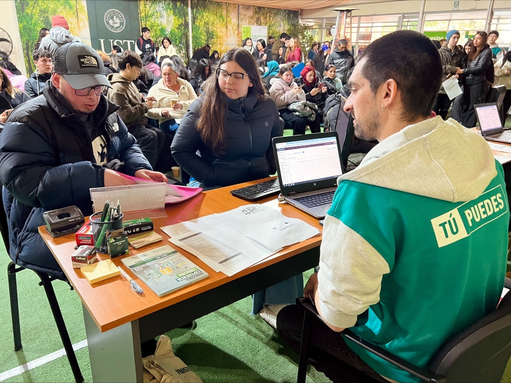 Primer día de matrículas de CFT/IP marca un inicio exitoso del Proceso de Admisión 2026 en Santo Tomás Temuco