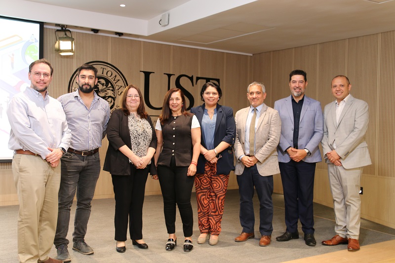 UST cierra exitoso proyecto VinculaEmprende: estudiantes de Ingeniería Comercial apoyan a emprendedores locales