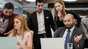 Control de riesgos laborales para personas trabajadoras